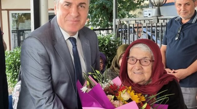 KAYMAKAM KAPANKAYA, YAŞLILAR GÜNÜ’NDE HUZUREVİ SAKİNLERİYLE BULUŞTU
