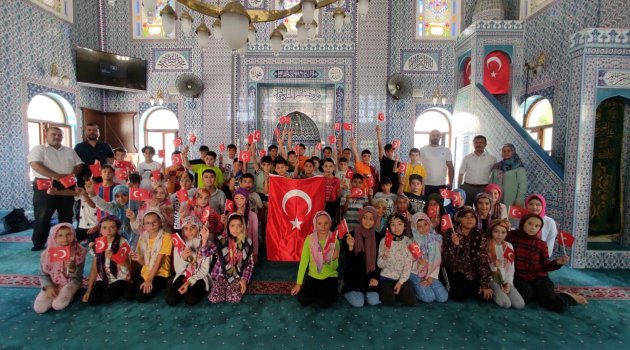  Kuran Kursu öğrencilerine şehitler ve gazilik anlatıldı