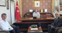 DEVLET HASTANESİ BAŞHEKİMİ OP. DR. ENGİN PABUŞÇU’DAN NEZAKET ZİYARETİ
