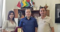 KAYMAKAM SELAMİ KAPANKAYA, FAKÜLTE BİRİNCİSİ GİZEM ÖZTÜRK’Ü TEBRİK ETTİ