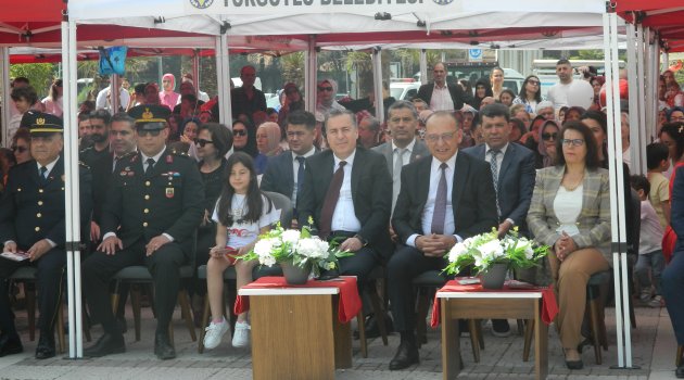   TURGUTLU’DA 23 NİSAN COŞKUYLA KUTLANDI