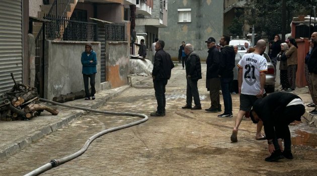 TURGUTLUDA BOŞ ARSADA CIKAN YANGIN PANIK YARATTI